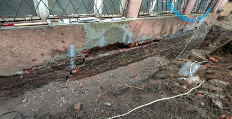 Przyczyny pęknięć fundamentów