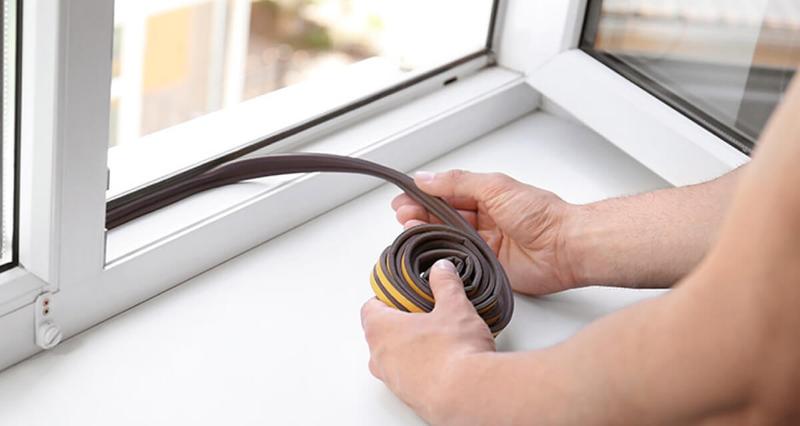 Uszczelnianie okien w przyczepie kempingowej