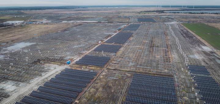 Wpływ technologii PV na koszty