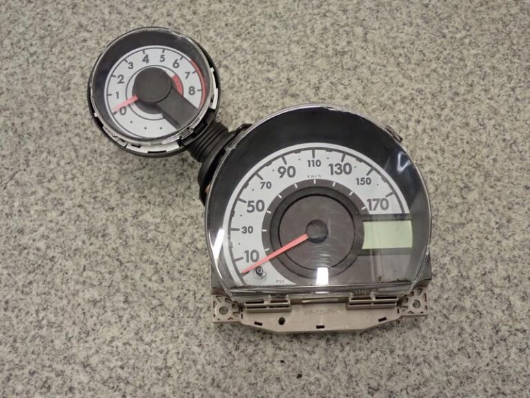 Jak skutecznie zamontować obrotomierz w Toyocie Aygo?