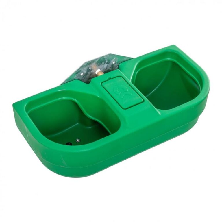 Prosty przewodnik: Jak zamontować poidło dla bydła krok po kroku