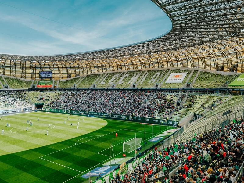 Finansowanie stadionu źródła i wydatki