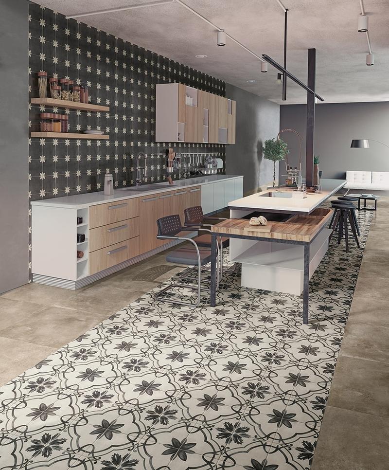 Malowanie płytek i naklejki