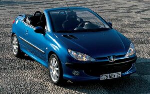 Jak z łatwością otworzyć dach w Peugeot 206 CC?