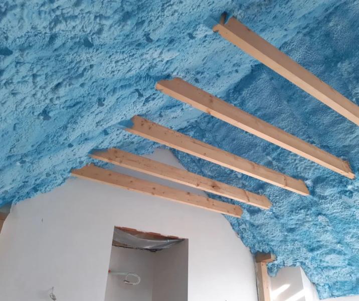 Porównanie materiałów izolacyjnych