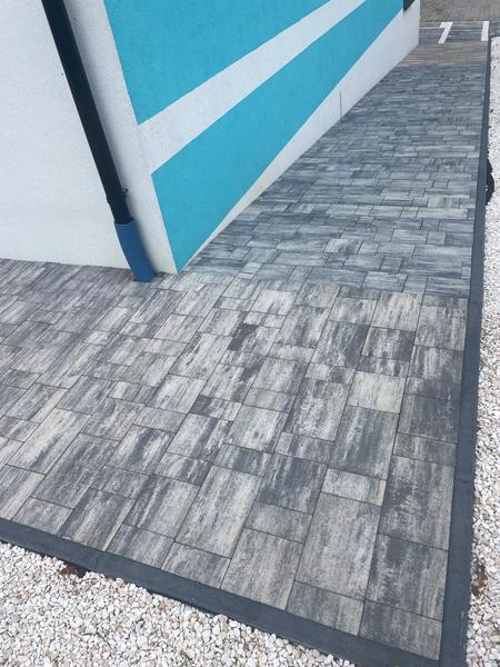 Factors influencing brick paving cost